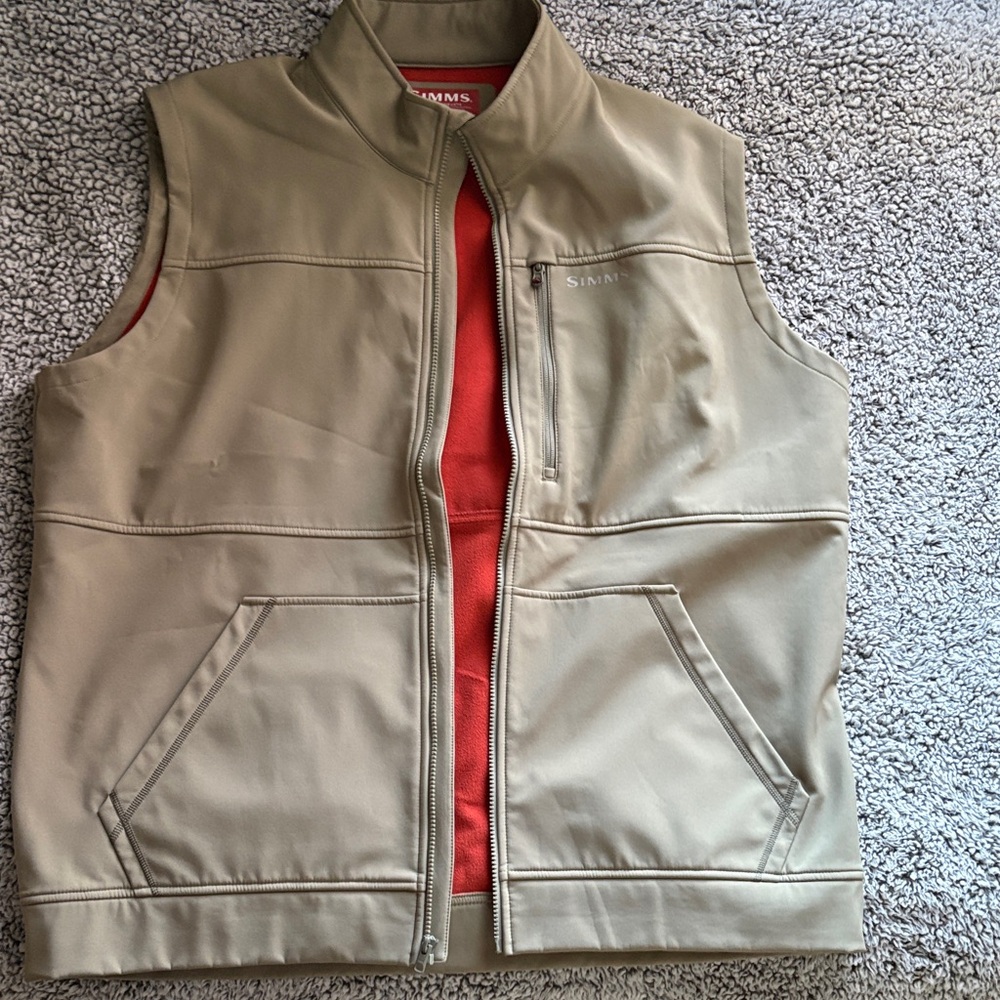 Simms Men's Beige Vest with Red Lining